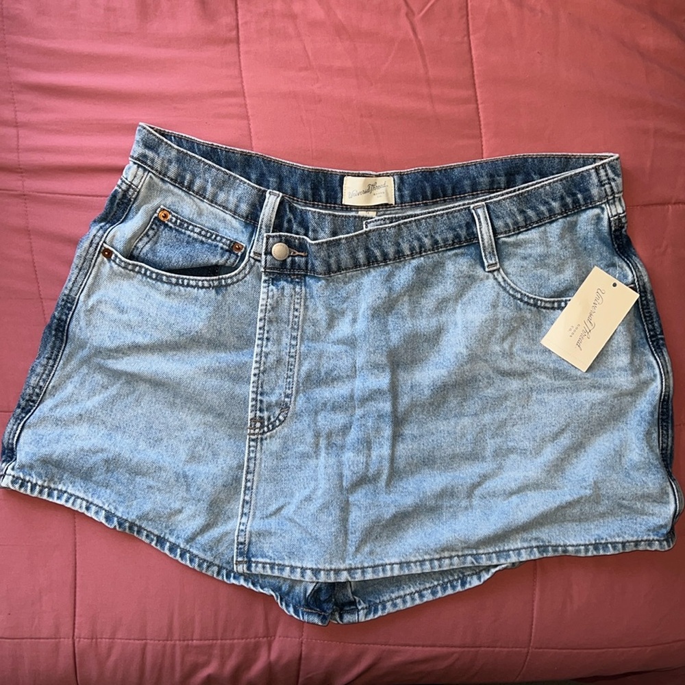 Jean Skort